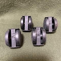 キャスター4個の画像