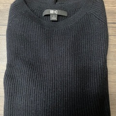 ユニクロニットセーター2枚1200円での画像