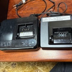 受付終了 【無料・ジャンク】電動自転車 充電器 2点（Panasonic／ブリヂストン）引き取り限定の画像