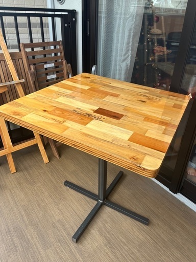 【ACME Furniture】ダイニングテーブル