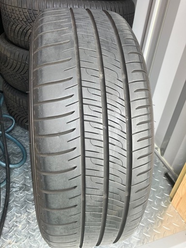 値下げ！ハイエースに履いてたタイヤホイール4本セット225/50/18