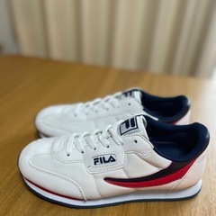 【美品】FILAスニーカー23.0cmの画像
