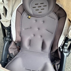 コンビ　ベビーカーの画像