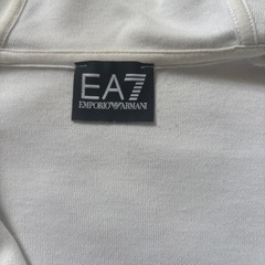 アルマーニパーカー！の画像