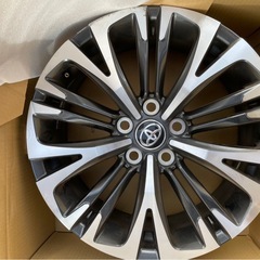 ヤリスクロス純正18インチアルミホイール1本のみの画像