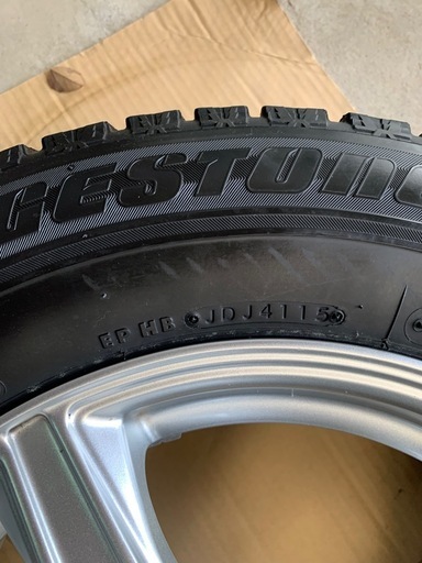 【取引終了】215/65R16ブリヂストン　スタッドレスタイヤ　ホイール付　プリザック）　
