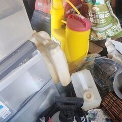 納屋の中身　耕運機の画像