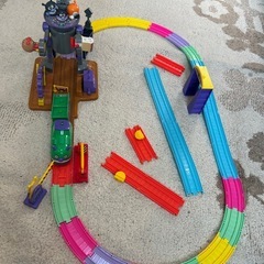 大型　車おもちゃ&プラレールの画像