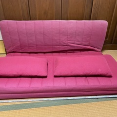 ソファーベッドの画像