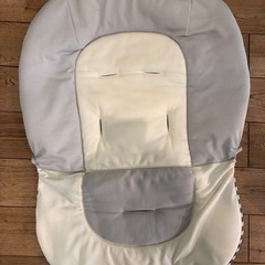 コンビ　電動ハイローチェアの画像