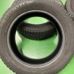 【決まりました】215/55R17 GYスタッドレスタイヤ    ICENAVI8の画像