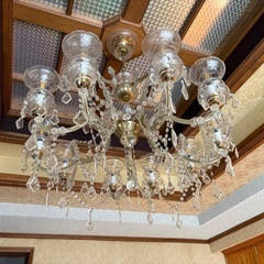 シャンデリア【１月中に取り外し予定】の画像