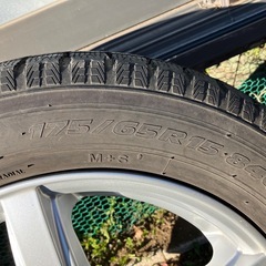 TO YＯ　スタッドレスタイヤ4本セット　175ー65ーR15
の画像