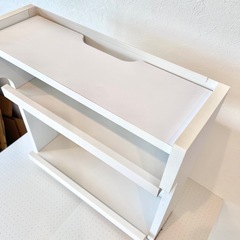 【無料】充電器整理用 棚 ホワイト（幅40×高さ40.5×奥行13.5）の画像