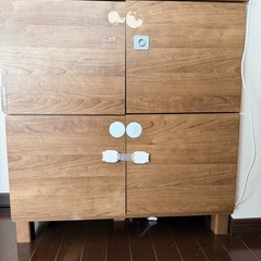 サイドボード キャビネット  収納棚 チェスト リビング収納  LOWYA　ライトブラウンの画像