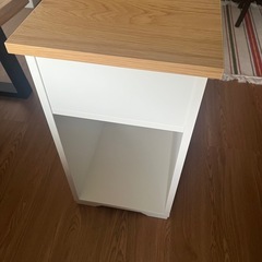 美品　IKEA イケア　サイドテーブル　無印　ウニコ
の画像
