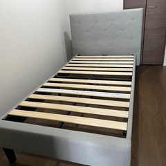 zinus 布貼りベッドフレーム　シングルの画像