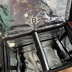 UberEATS リュックの画像