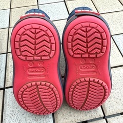クロックス　ジュニア　
スノーブーツ　C9 16.5cmの画像