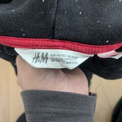 子供（男）服　パーカーの画像