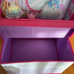 おもちゃ箱の画像