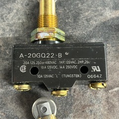 無料でお譲りします｜ローラーレバー付きリミットスイッチ まとめての画像