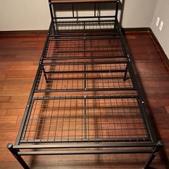 ベットフレームの画像