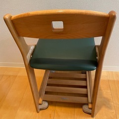学習椅子の画像