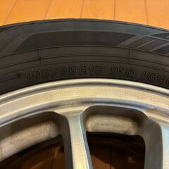 Yokohama タイヤ　スタッドレス　195/65  １シーズン(2か月利用済み）の画像