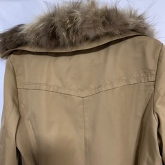 ファー付✨コムサデモード🩷トレンチコートの画像