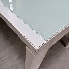 IKEAイケアダイニングテーブル125x75cm高さ73cm天板難ありの画像