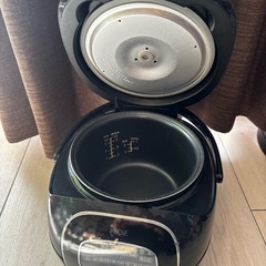 炊飯器　NEOVE YRM-AM35BK の画像