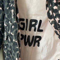 ヒョウ柄ダウンジャケット　145サイズの画像