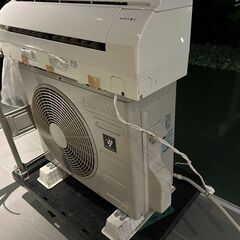 SHARP シャープ ルームエアコン AY-L22D-W 2020年製 リモコンの画像
