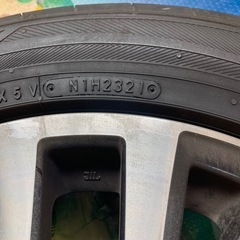 ヴェルファイヤ純正タイヤホイールの画像