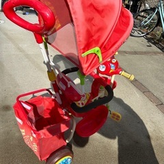 アンパンマン三輪車の画像