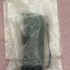 モジュラー2分岐アダプタとモジュラーケーブルの画像