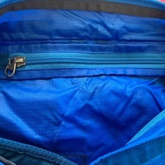 patagonia 青 ショルダーバッグの画像