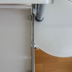 パソコンラックの画像