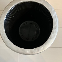 アクタス　シルバー　植木鉢　オシャレの画像