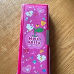 ハローキティ筆箱の画像