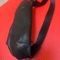 【VitaFelice】イタリアンレザー ボディバッグの画像