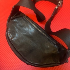 【VitaFelice】イタリアンレザー ボディバッグの画像