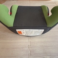 ジュニアシートチャイルドシートの画像