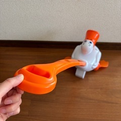 アヒルの手押しおもちゃの画像