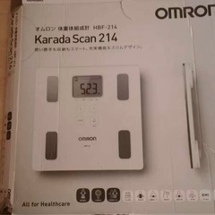 OMRON Karada Scan 214 体重計の画像