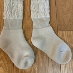 オカモト 靴下サプリ まるでこたつソックス ケーブル柄 フェザーベージュ 23-25cm 限定デザインの画像