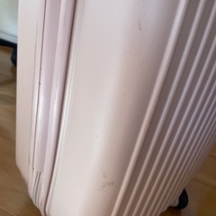 キャリーケース ピンクの画像