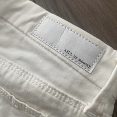 AZUL by moussy ホワイトスキニーパンツ XSの画像