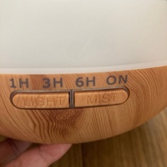 超音波式　卓上加湿器/アロマディフューザーの画像
